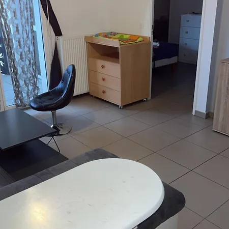Apartament Neuf Entierement Equipe Pres Des Plages